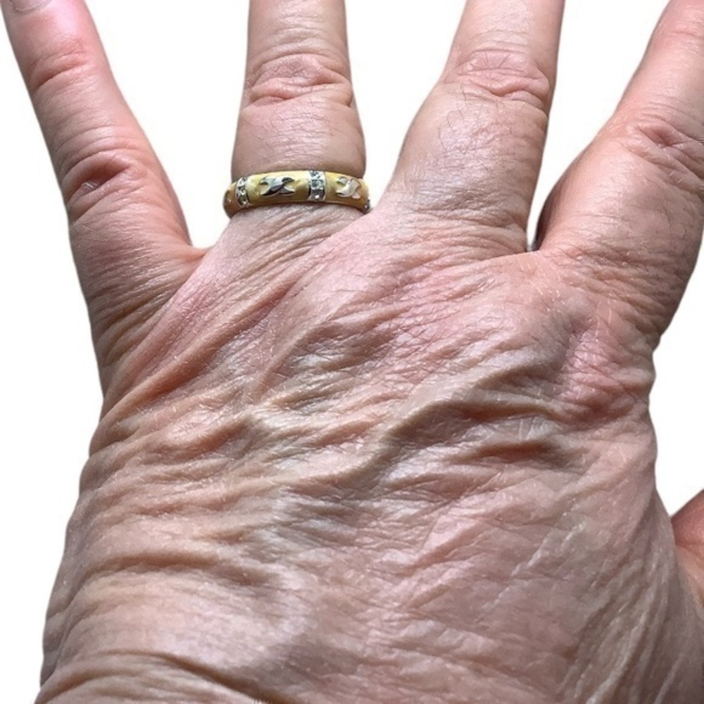 NWOT LGA yellow enamel sterling silver ring